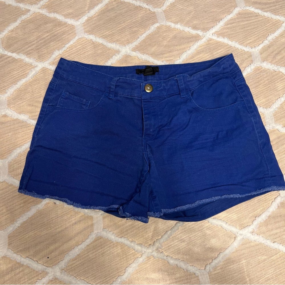 H&M Divided Bright Blue Mid-Rise Denim Shorts with Raw Hem | Size 4